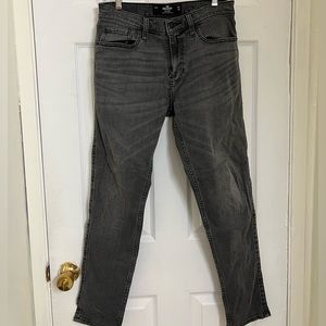 NEW Hollister Mens 31x32 Slim Taper Black Jeans